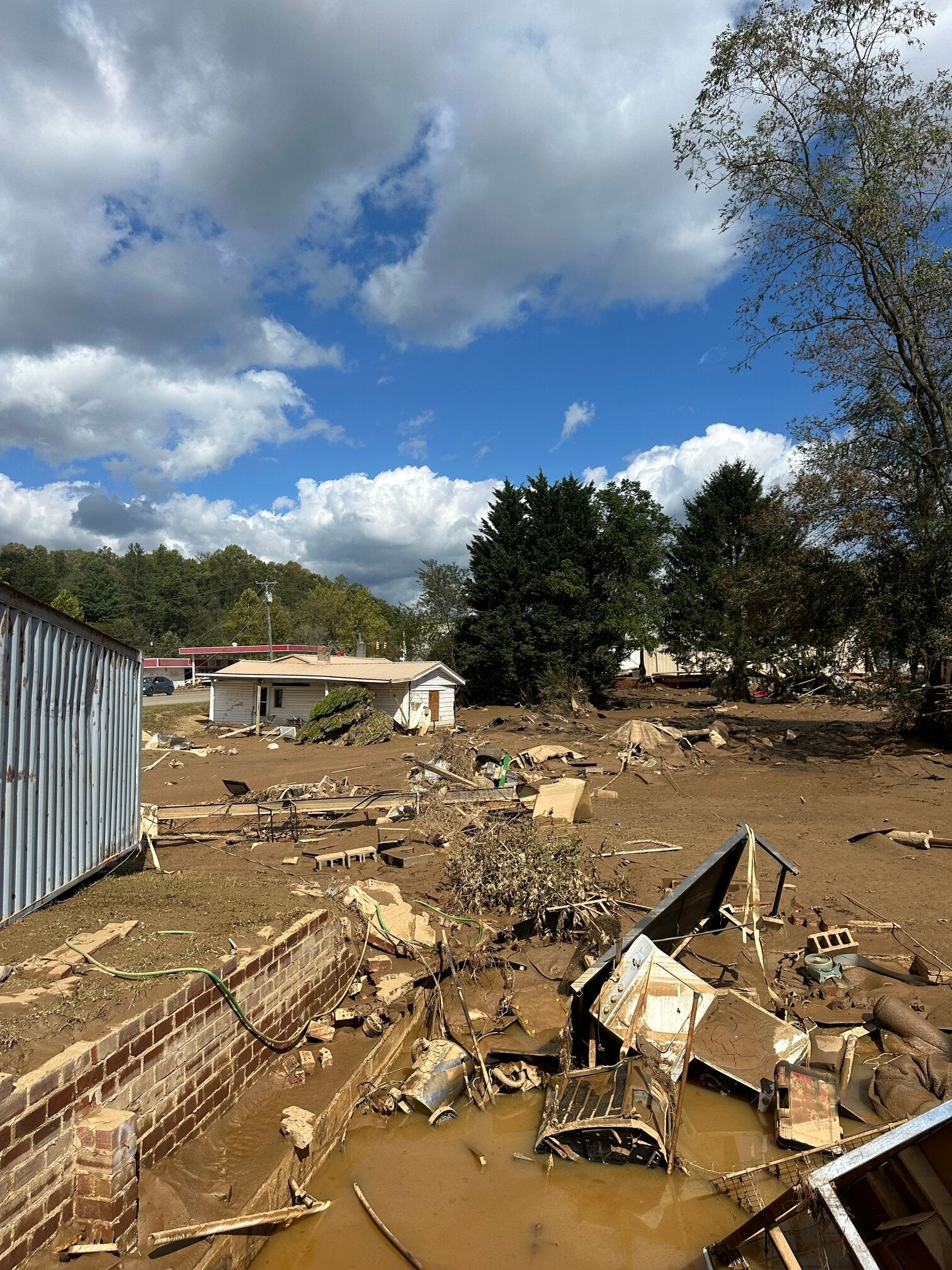 2024_dg_hurricane_helene_north_carolina_credit-4goodcommunity_october2024_1.jpg