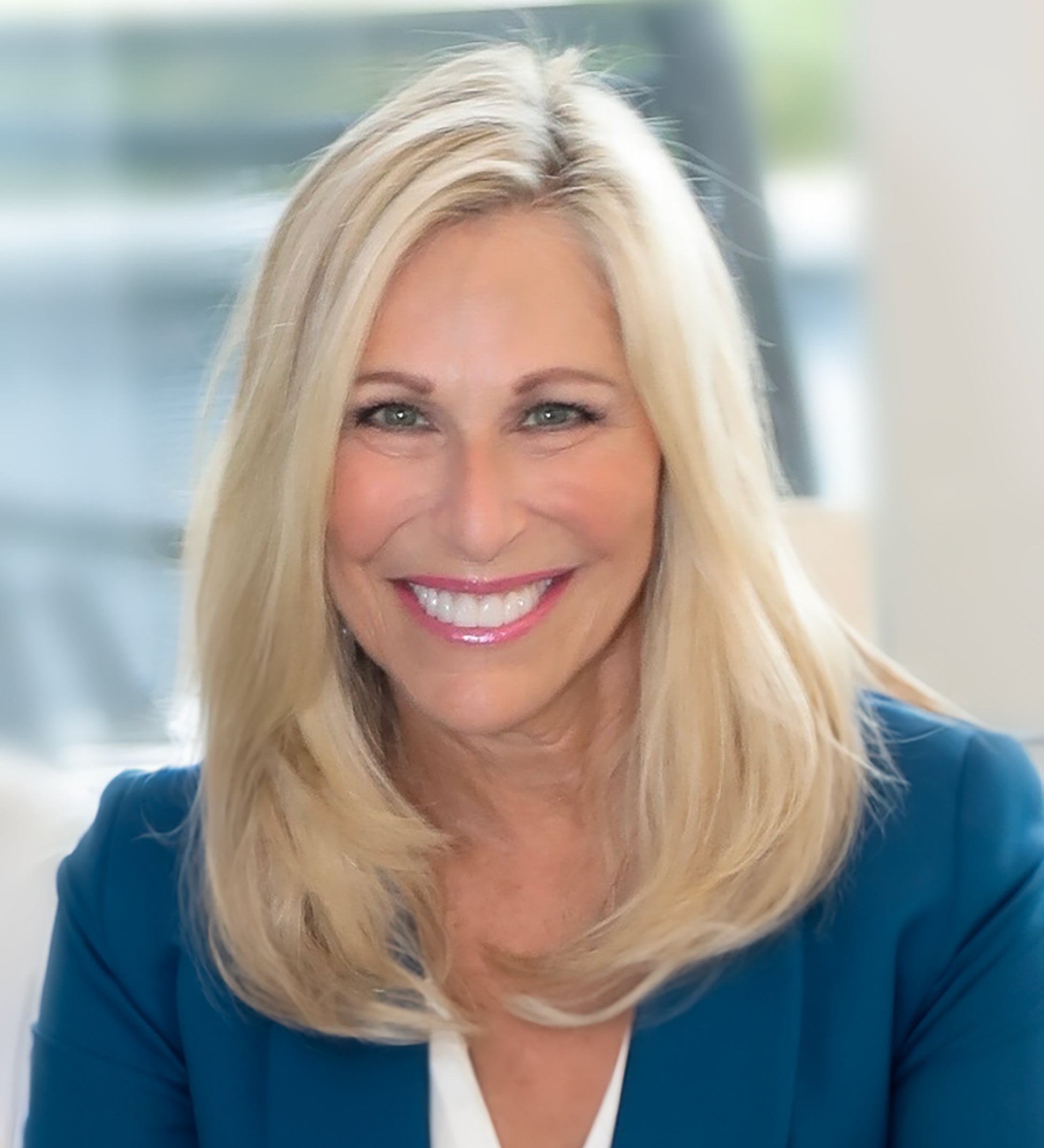 #DGSpotlight: Karyn Schoenbart